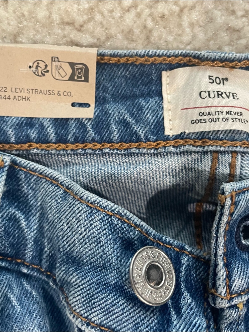 Levi's 501 Curve Stretch High Rise Straight Leg Light Blue Jeans 29x30 NWT - Picture 5 of 10